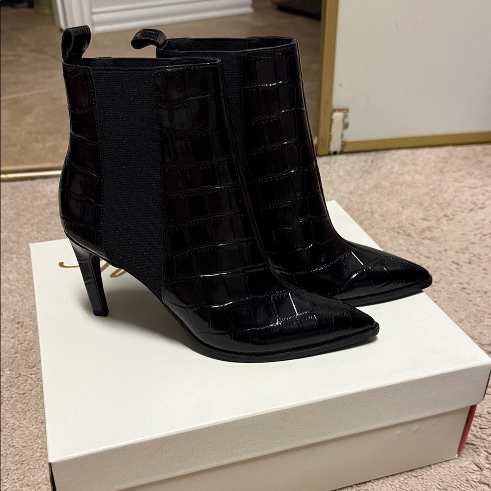 42 GOLD - Kensington Booties